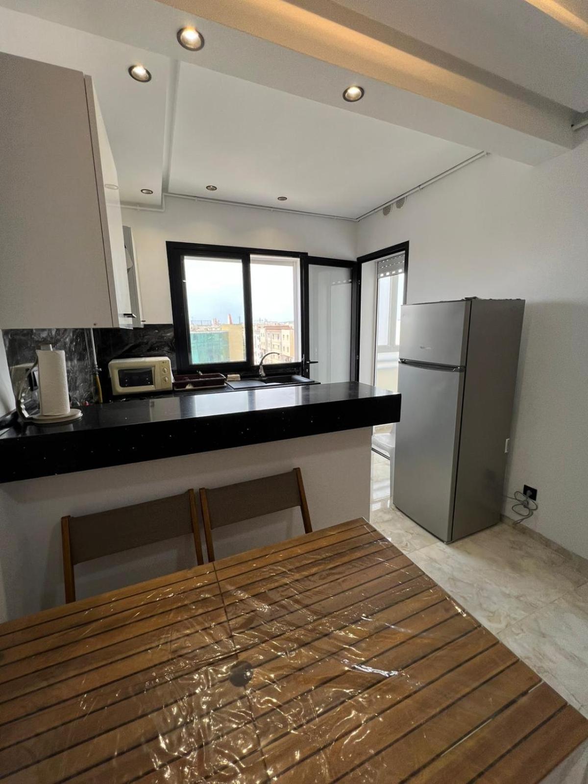 Apartment Lovely One Bedroom Flat ! *